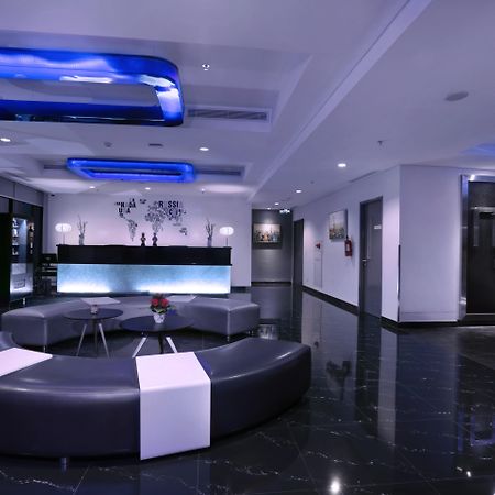 Hotel Neo+ Kebayoran Dżakarta Zewnętrze zdjęcie