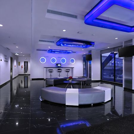 Hotel Neo+ Kebayoran Dżakarta Zewnętrze zdjęcie